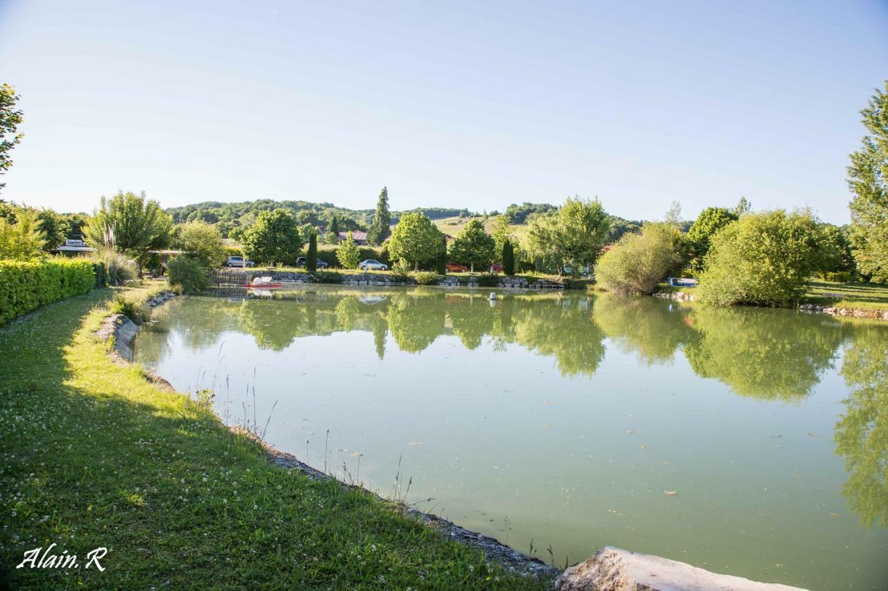 Paradise Challets And Camping Hotel Sarrecave Kültér fotó