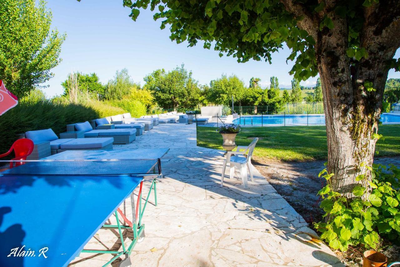Paradise Challets And Camping Hotel Sarrecave Kültér fotó