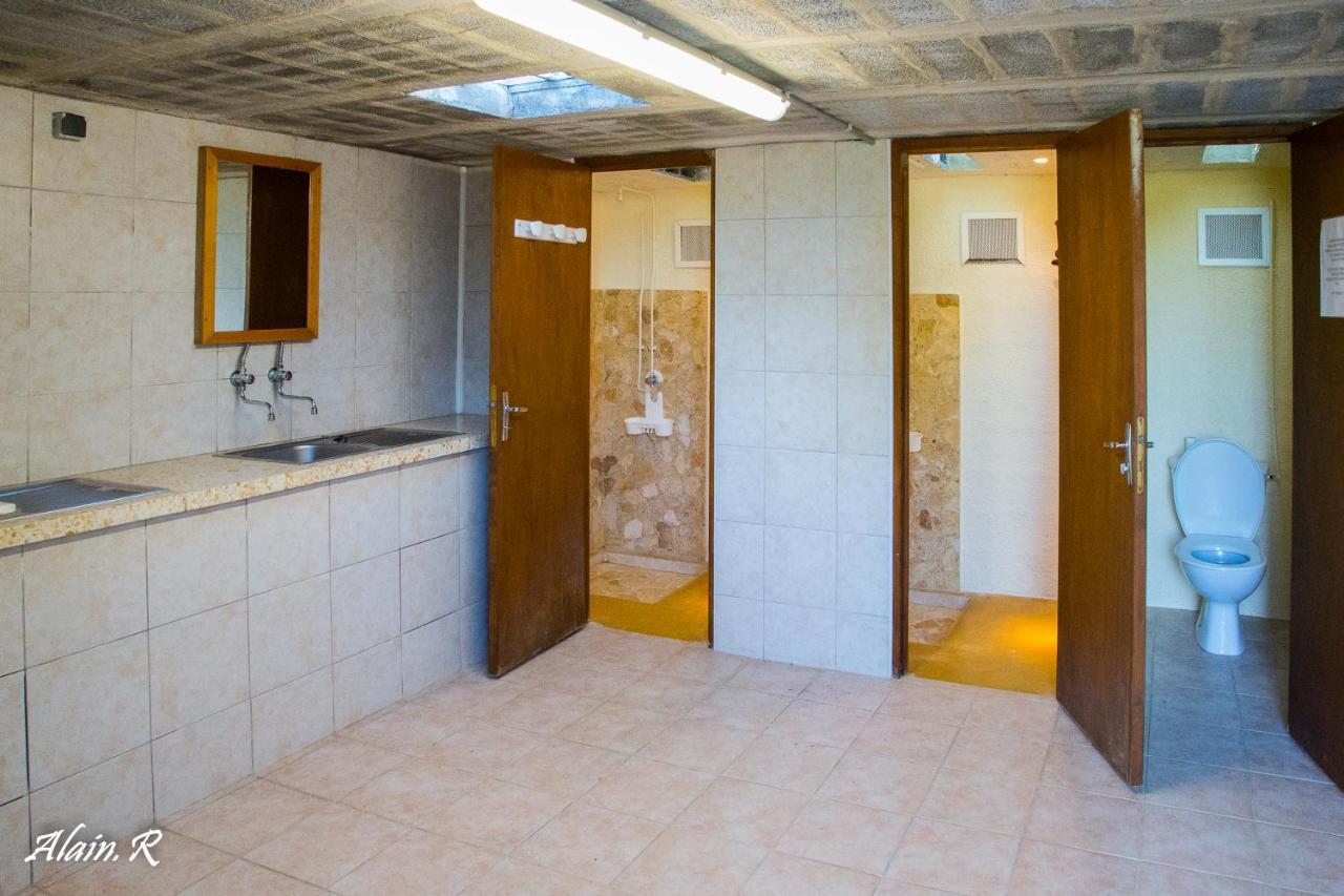 Paradise Challets And Camping Hotel Sarrecave Kültér fotó